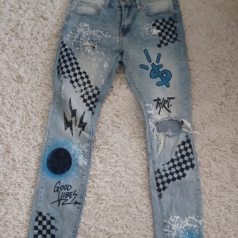 THRT Graphic Patch Jeans Mens 30 Lt Wash Distressed Streetwear Graffiti Denim